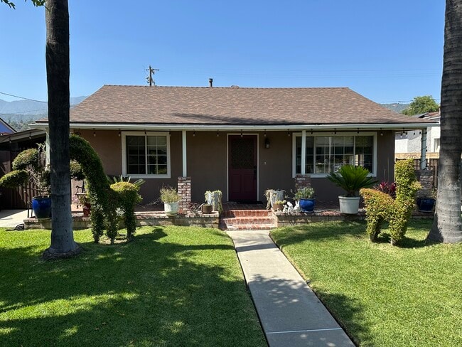 property at 2433 Maynard Dr