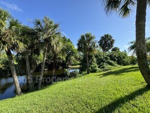 21164 Burkhart Dr in Port Charlotte, FL - Building Photo - Building Photo