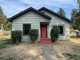 1655 Mississippi Ave in Eugene, OR - Building Photo