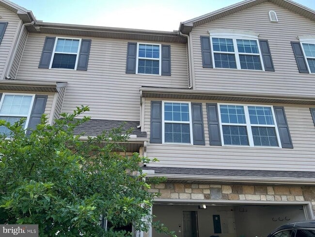 property at 422 Mercury Dr