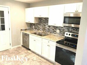 7020 NE 51st Terrace in Kansas City, MO - Building Photo - Building Photo