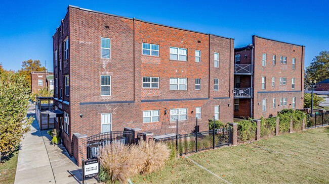 Maybelle-Montrose in Evansville, IN - Building Photo - Building Photo