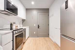 742 Rue William in Montréal, QC - Building Photo