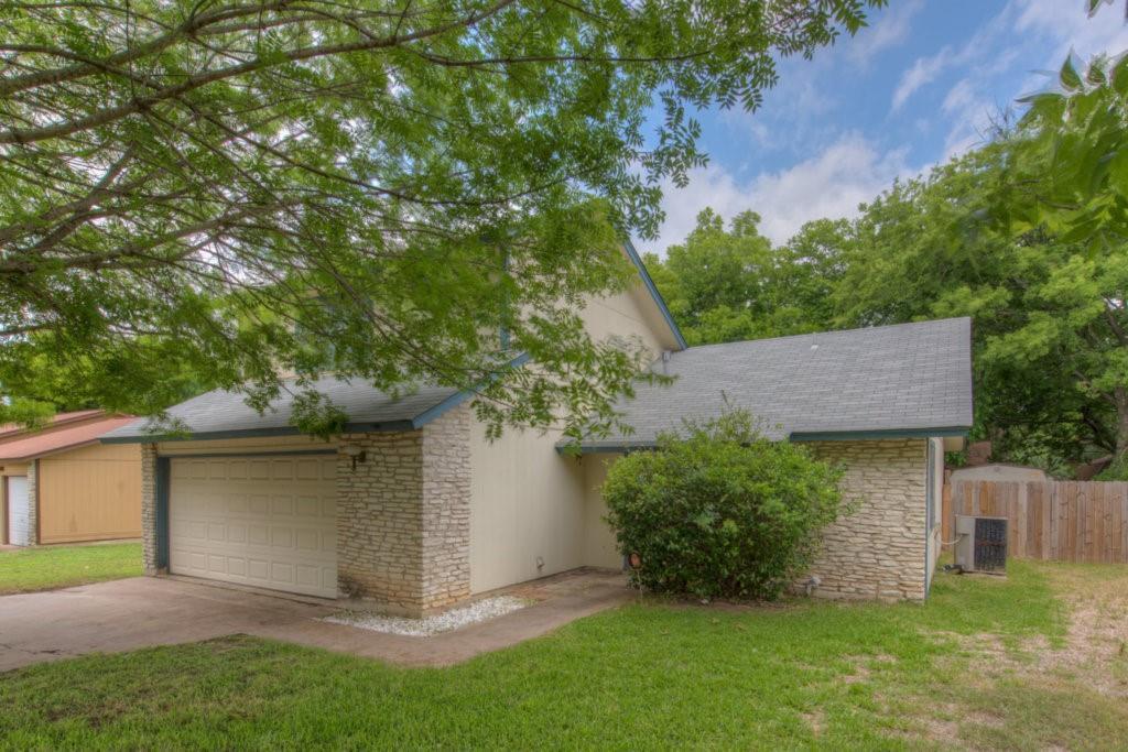 12706 Lamppost Ln in Austin, TX - Building Photo