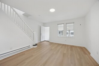 1101 S Peach St in Philadelphia, PA - Building Photo - Building Photo