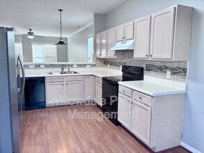 2106 Turtle Point Dr in Raleigh, NC - Building Photo - Building Photo