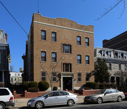 Campus Apartments in Philadelphia, PA - Foto de edificio - Building Photo