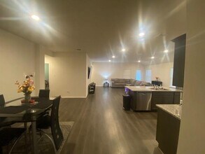 3061 Stratford Wy in Heartland, TX - Building Photo - Building Photo