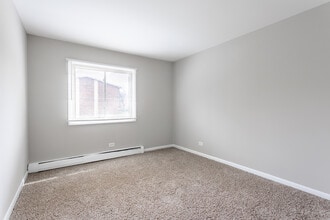 Westbridge Apartments in Park Forest, IL - Foto de edificio - Interior Photo