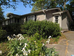 3000 Dolly Ridge Dr in Vestavia Hills, AL - Building Photo - Building Photo