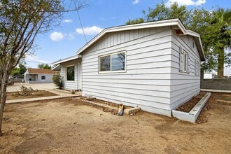1410 S 24th Ave in Phoenix, AZ - Building Photo - Building Photo