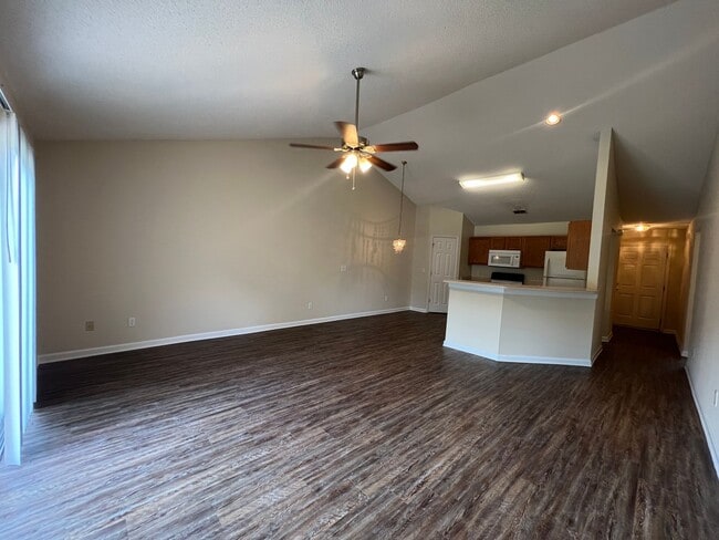 7 Rosecroft Ln in Palm Coast, FL - Building Photo - Building Photo