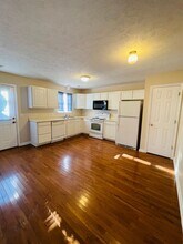 1202 Wordsworth Ct in Harrisonburg, VA - Foto de edificio - Building Photo