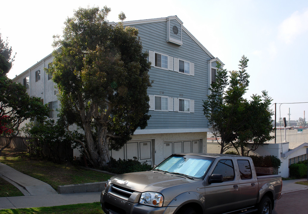 226 Penn St in El Segundo, CA - Foto de edificio