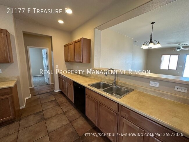 property at 21177 E Treasure Rd