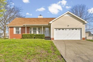 1361 Jenny Ln in Clarksville, TN - Building Photo