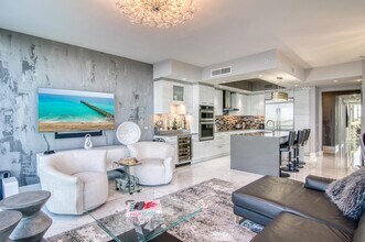 1 Water Clb Wy in North Palm Beach, FL - Building Photo - Building Photo