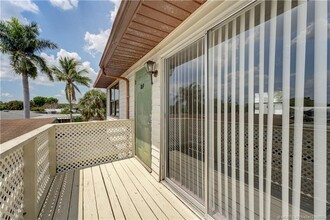 855 NW North River Dr in Stuart, FL - Building Photo - Building Photo