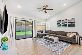 10581 Mendocino Ln in Boca Raton, FL - Building Photo - Building Photo