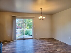 1522 N Reading Rd in Stevens, PA - Foto de edificio - Building Photo