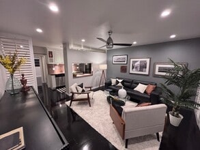 1255 N HARPER Ave, Unit 7 in West Hollywood, CA - Building Photo - Building Photo