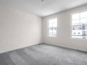 6582 Wheatly Rd in New Albany, OH - Building Photo - Building Photo