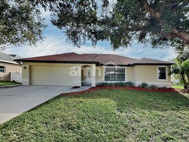 6244 34th Pl E in Palmetto, FL - Building Photo
