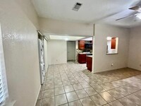 421 W San Antonio St photo'