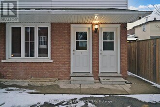 1129 Cannon St E in Hamilton, ON - Building Photo - Building Photo