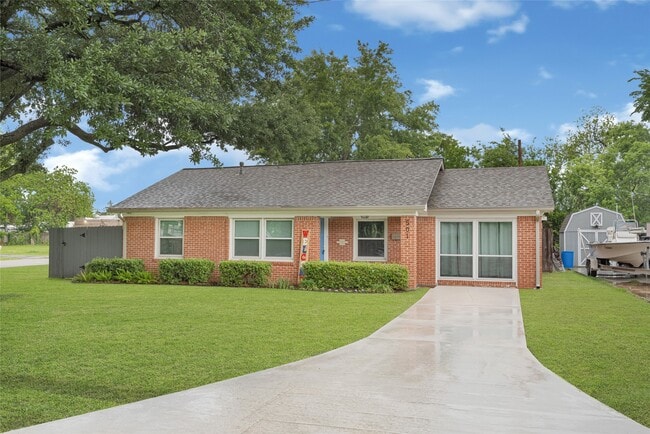 property at 501 Jerry St