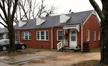 409-411 Steele St in High Point, NC - Building Photo - Building Photo