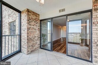 5902 Mt Eagle Dr-Unit -1501 in Alexandria, VA - Building Photo - Building Photo
