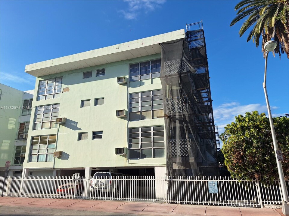 1400 Pennsylvania Ave in Miami Beach, FL - Foto de edificio