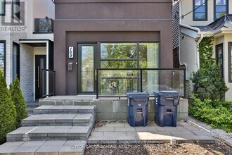 169 Woburn Ave in Toronto, ON - Building Photo - Building Photo