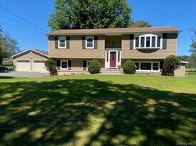 253 Ackertown Rd in Monsey, NY - Building Photo