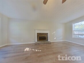 224 Stone Creek Dr in Dallas, GA - Building Photo - Building Photo