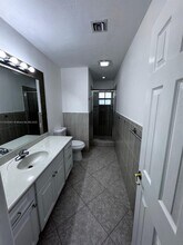 12745 SW 33rd Terrace in Miami, FL - Building Photo - Building Photo