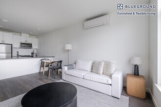 1000 E Yesler Wy-Unit -FL8-ID851 in Seattle, WA - Building Photo - Building Photo