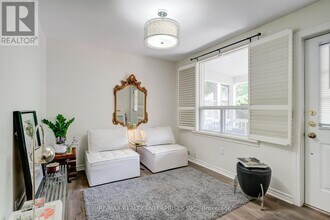 42 Roslin Ave in Toronto, ON - Building Photo - Building Photo