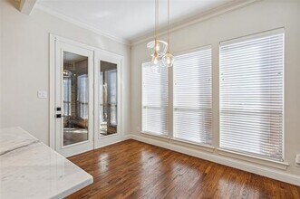 5613 Anita St in Dallas, TX - Building Photo - Building Photo