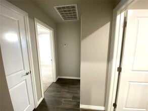 19017 Tarver Wy in Edmond, OK - Building Photo - Building Photo