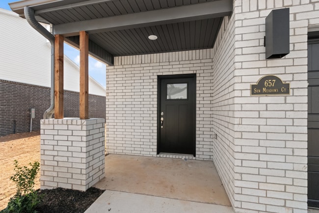 650 Sun Meadows Loop in Centerton, AR - Building Photo - Building Photo