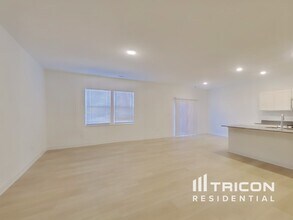 11838 Moorfield Ln in Indianapolis, IN - Foto de edificio - Building Photo