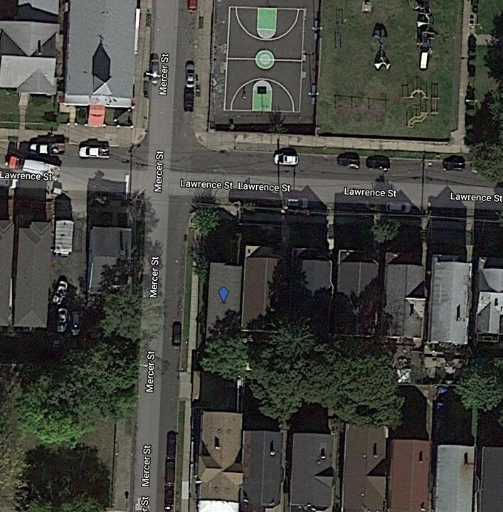 160 Lawrence St in Paterson, NJ - Foto de edificio