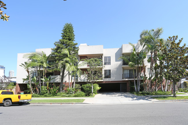 Eastborne Apartments in Los Angeles, CA - Building Photo - Building Photo