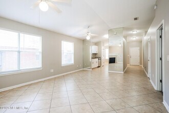 1104 Ajuga Ct in Jacksonville, FL - Building Photo - Building Photo