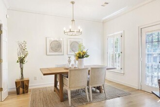 305 Ansley Villa Dr NE in Atlanta, GA - Building Photo - Building Photo