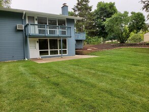 413 Riverview Dr in Thiensville, WI - Building Photo - Building Photo