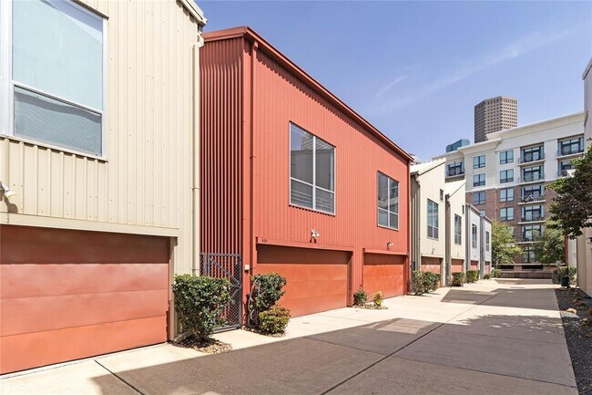 property at 823 Saulnier St