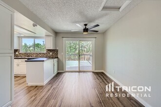 385 Mountain Cloud Cir in Littleton, CO - Foto de edificio - Building Photo